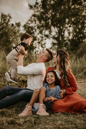 Houston Boho Family Portrait 2021 Wallpaper