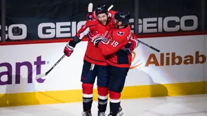 Hugging Washington Capitals Nicklas Backstrom And Jakub Vrána Wallpaper