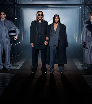 Hugo Boss Models On Catwalk Wallpaper