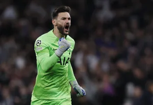 Hugo Lloris Fist Pump Yelling Wallpaper
