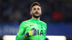 Hugo Lloris Running Mid Game Wallpaper