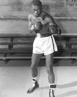 Ike Williams Waiting Stance Wallpaper