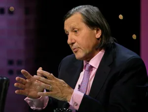 Ilie Năstase Holding A Speech At A Diplomatic Event In The Czech Republic. Wallpaper