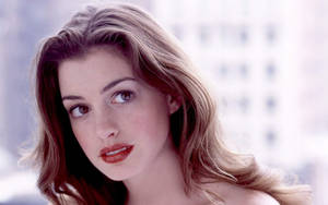 Image Young And Beautiful Anne Hathaway In Her Prime Wallpaper