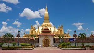 Incredible Pha That In Vientiane Wallpaper