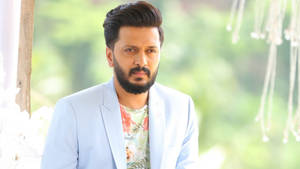 Indian Actor Riteish Deshmukh Blue Suit Wallpaper