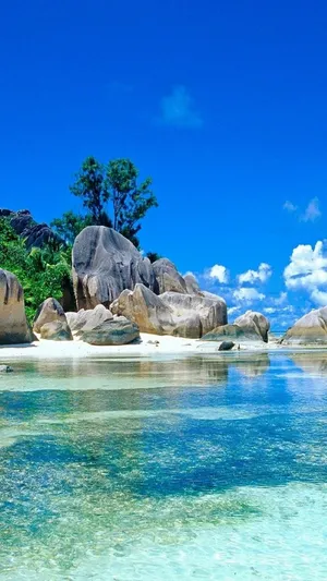 Ios Beach Stone Formation Wallpaper