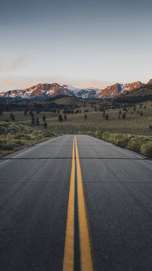 Iphone California Highway To Mountain Wallpaper