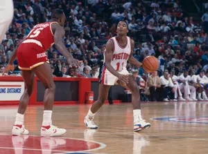 Isiah Thomas Detroit Pistons And Houston Rockets 1990 Nba Wallpaper