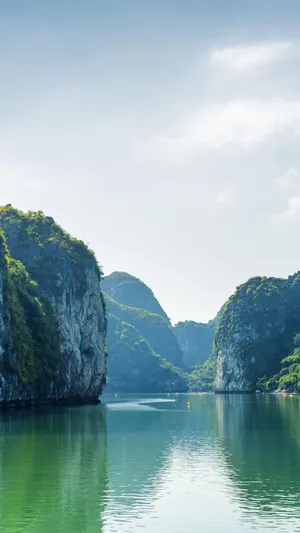 Islets Of Halong Bay And Green Water Wallpaper