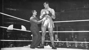 Italian Professional Boxer Primo Carnera At The Ring Venue Wallpaper