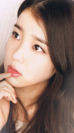 Iu Innocent Face Wallpaper