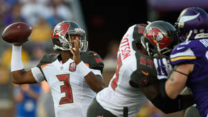 Jameis Winston Outstanding Football Player Wallpaper