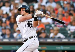 James Mccann Swinging Wallpaper