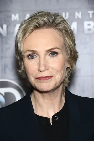 Jane Lynch Black Coat Wallpaper