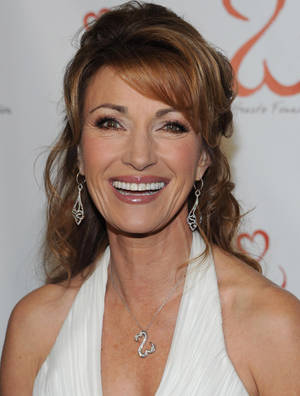 Jane Seymour At The Open Heart Foundation 2020 Wallpaper