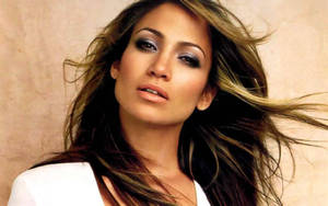 Jennifer Lopez, Bringin' Back 90s Vibes Wallpaper