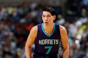 Jeremy Lin Observing Wallpaper