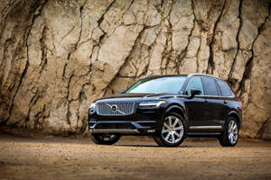 Jet Black Volvo Suv Wallpaper