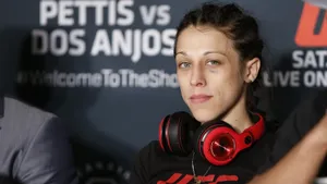 Joanna Jedrzejczyk In Press Conference Wallpaper