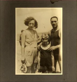 Johnny Dundee's Family At The Beach Wallpaper