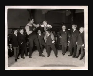 Johnny Dundee Training Boxing With Cute Kids Wallpaper