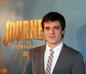 Josh Hutchersonat Journey Movie Premiere Wallpaper