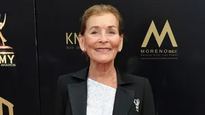 Judge Judy In Black Wallpaper