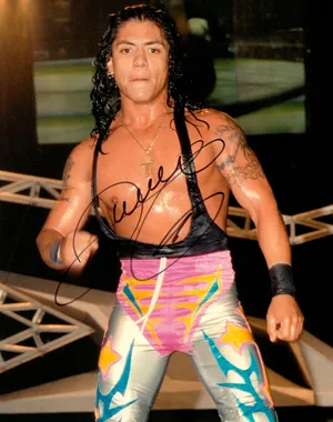 Juventud_ Guerrera_ Wrestling_ Pose_ Autographed Wallpaper