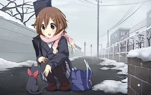 K-on Yui Saw A Cat In Road Wallpaper