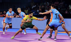 Kabaddi Pardeep Vs Bengal Warriors Wallpaper