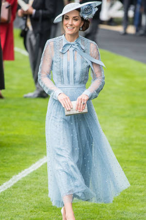 Kate Middleton In Blue Ascot Dress Wallpaper
