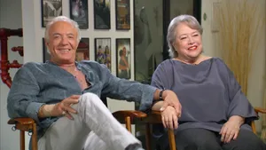 Kathy Bates And James Caan Wallpaper