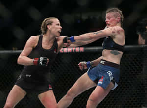 Katlyn Chookagian Brutal Battle Wallpaper