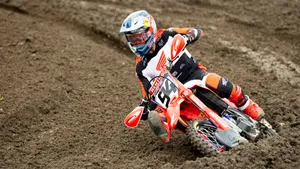 Ken Roczen Curve Slide Race Desktop Wallpaper