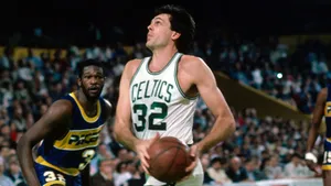 Kevin Mchale Boston Celtics Vs. Indiana Pacers 1986 Wallpaper