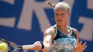 Kiki Bertens Perfecting Forehand Stroke Wallpaper