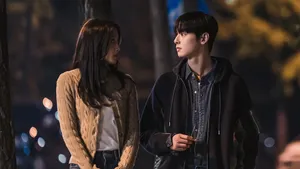 Korean Drama True Beauty Couple Wallpaper