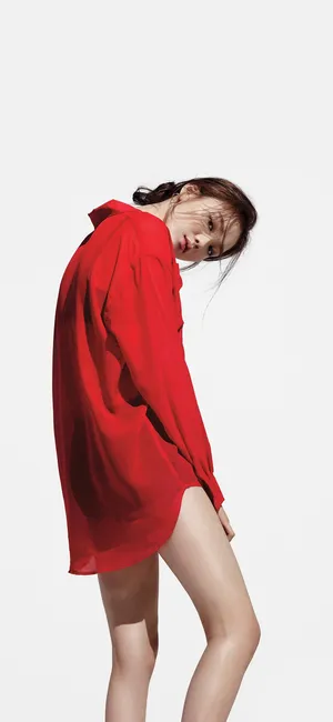 Korean Female Model Lee Sung Kyung Marie Claire Korea Magazine Wallpaper