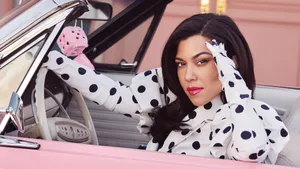 Kourtney Kardashian In Pink Car Wallpaper