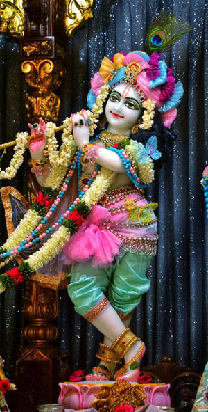 Krishna Bhagwan Statue Full Body Wallpaper