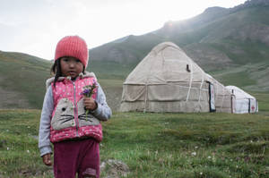 Kyrgyzstan Little Girl Wallpaper