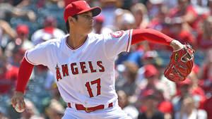 La Angels Player Shohei Ohtani Pitching Wallpaper