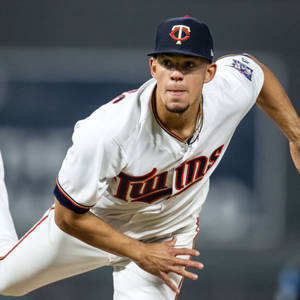 Leaning Jose Berrios Wallpaper
