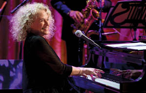 Legendary American Musician Carole King Wallpaper