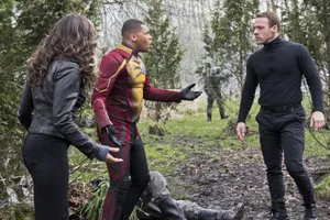 Legends Of Tomorrow Jungle Wallpaper