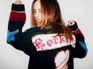 Leighton Meester Sweater Wallpaper