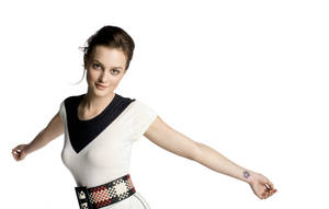 Leighton Meester White Outfit Wallpaper