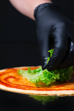 Lettuce On Pizza Wallpaper