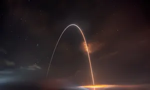 Light Arc In Universe Wallpaper